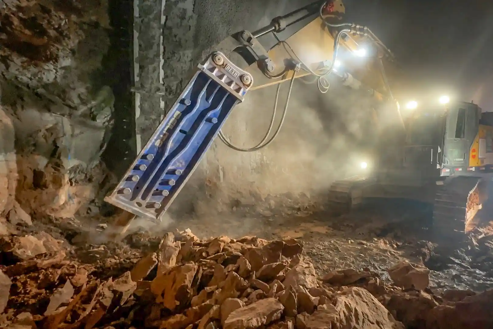 Underground Hydraulic Hammer